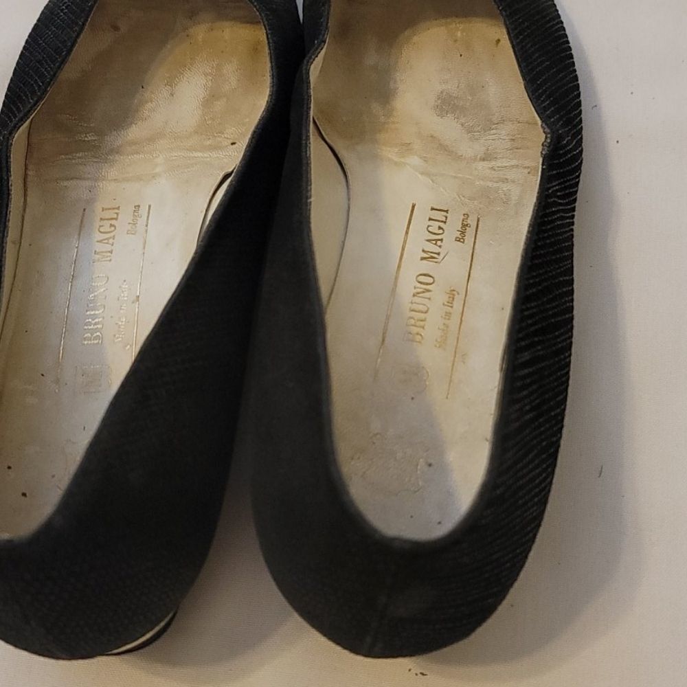 Bruno Magli Black Women's Shoes - Picture 5 of 13